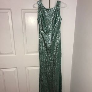 Beautiful long turquoise sequin dress! Size 3/4